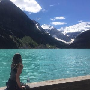 Meet your Posher, Jillian